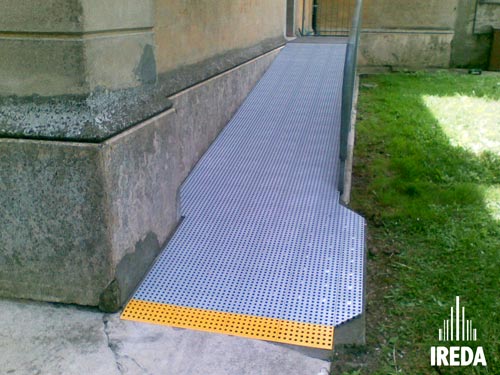 Excellet system con pavimentazione installazione a Bologna