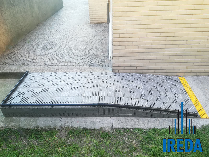 Rampa Disabili Condominio Milano Progetto E Installazione rampa-disabili-condominio-milano-progetto-e-installazione