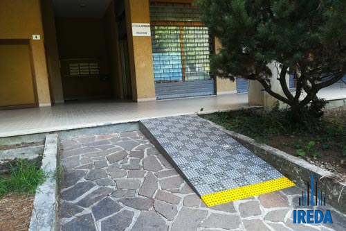 Excellet system a Bologna pendenza su un solo lato