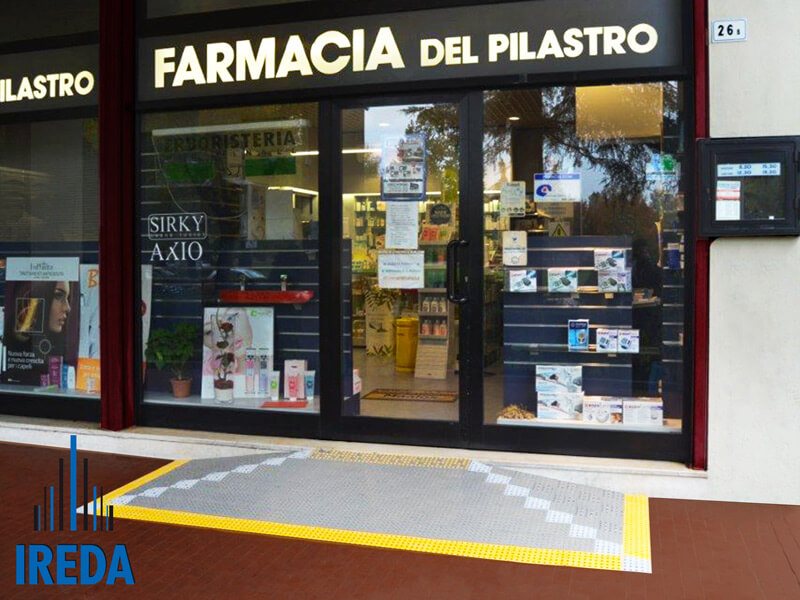 Rampe Disabili Farmacie Bologna Progetto E Installazione 02