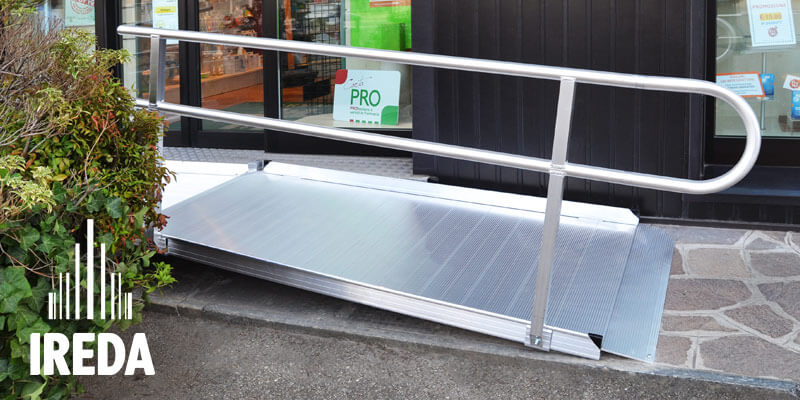 Rampe disabili farmacie Parabiago: progetto e installazione Rampe disabili farmacie Parabiago: progetto e installazione
