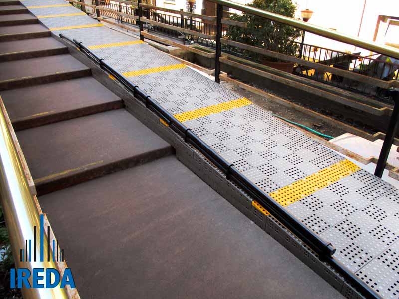 Rampe modulari in polietilene per accesso condominio - 4