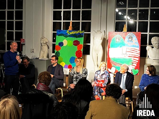 Noleggio montascale cingoli a Milano conferenza