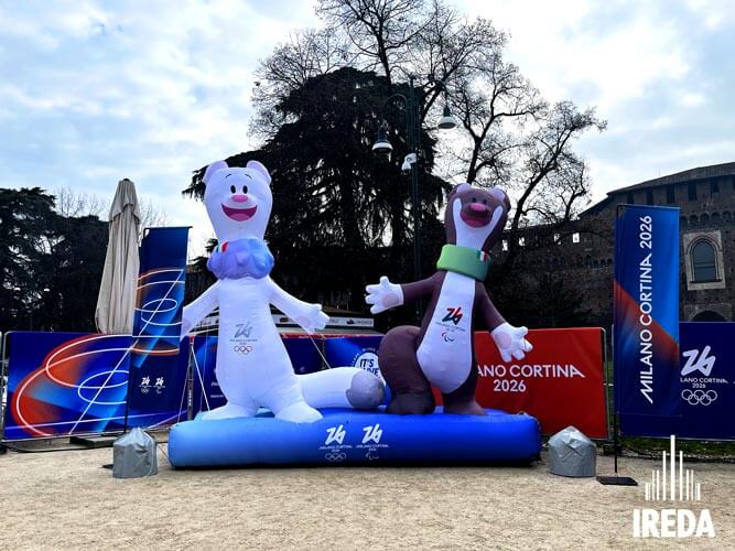 Noleggio pedane elevatrici per disabili a Milano Cortina 2026 le mascotte