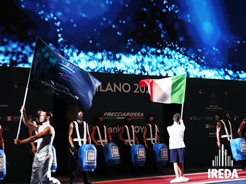 Noleggio piattaforma elevatrice disabili Milano: cerimonia di apertura