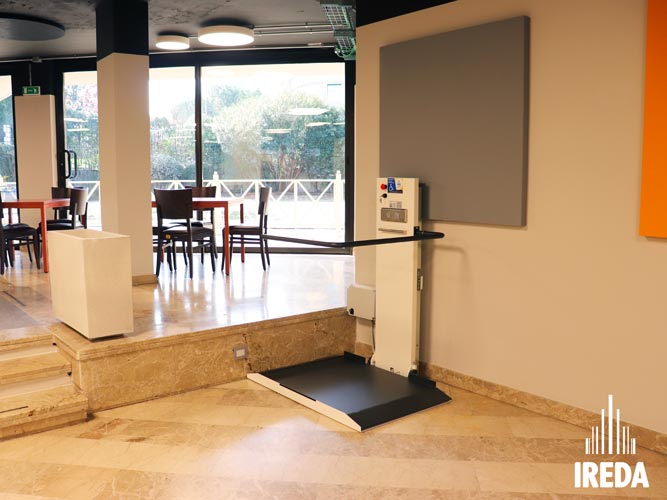 Piattaforma elevatrice disabile Milano
