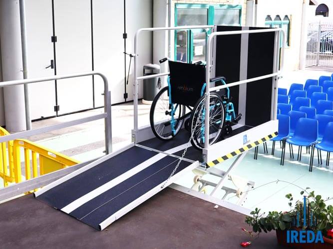 Piattaforma elevatrice disabili: abbattere le barriere architettoniche