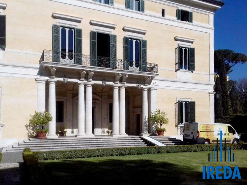 Rampa A Ponte Per Disabili Installata A Villa Bonaparte A Roma 01