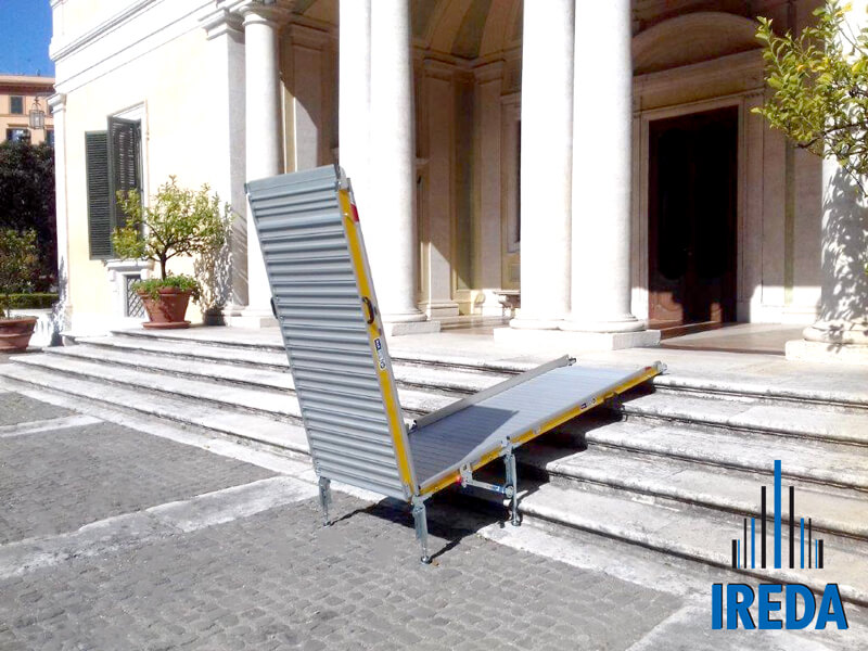 Rampa A Ponte Per Disabili Installata A Villa Bonaparte A Roma 06