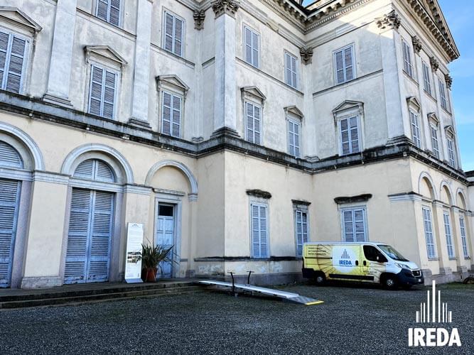 Rampa a ponte per disabili: installazione esterna