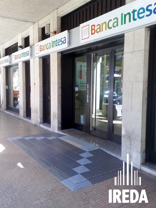 Rampe disabili Banche Ireda Excellent Intesa Bareggio