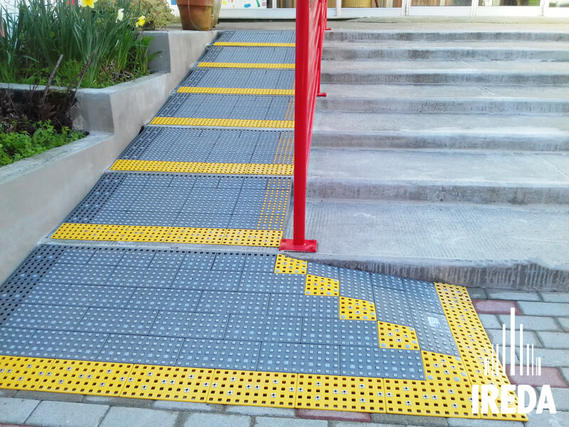 Rampe Disabili Componibili Installate In Un Asilo A Milano 01