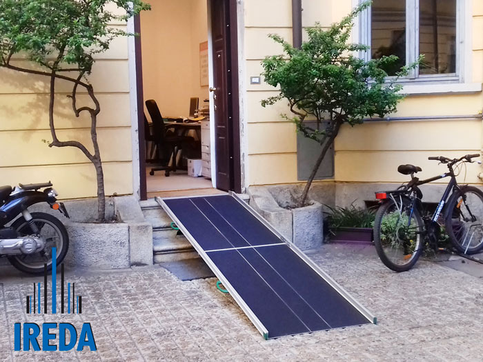 Rampa portatile per disabili IREDA Stepless Folding