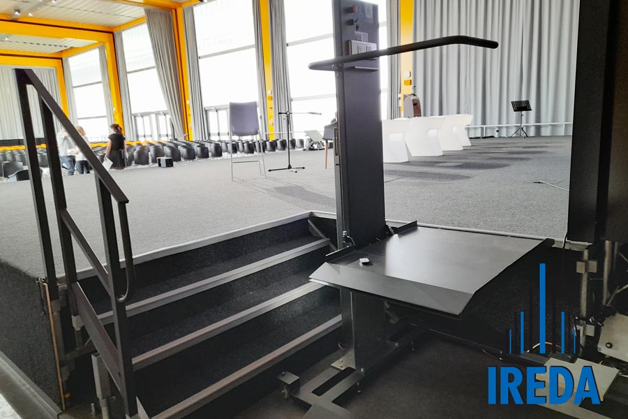 Mini elevatore Slim-Lift Milano convegno