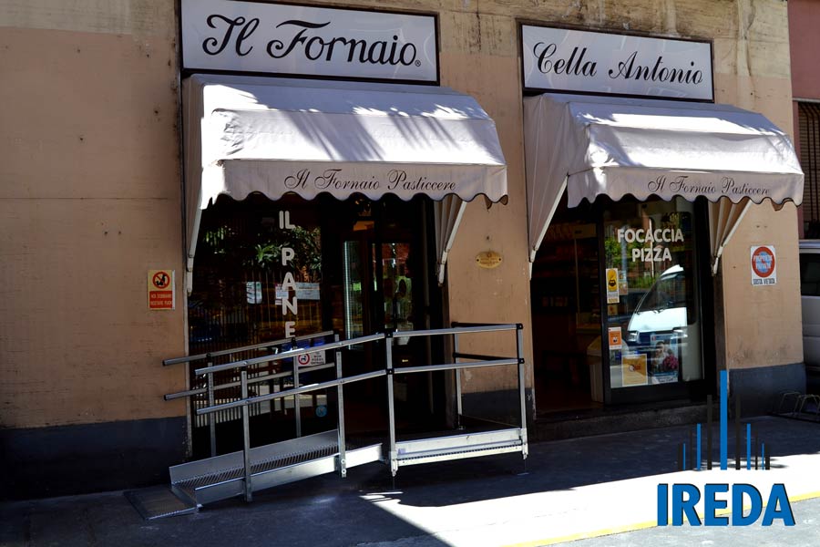 Rampa disabili modulare con pianerottolo