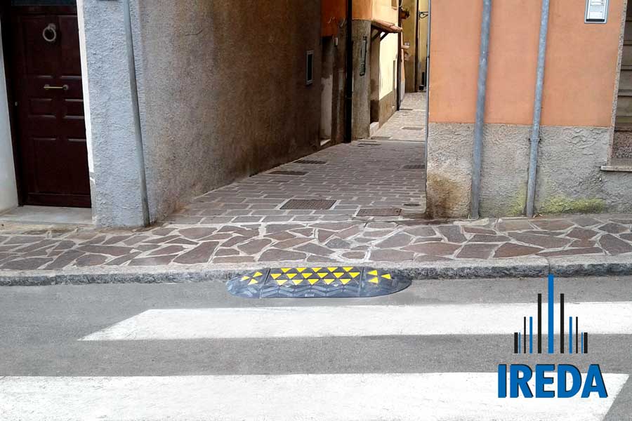 Rampa componibile su dislivello irregolare