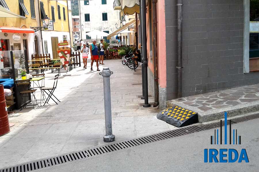 Rampa componibile su dislivello irregolare