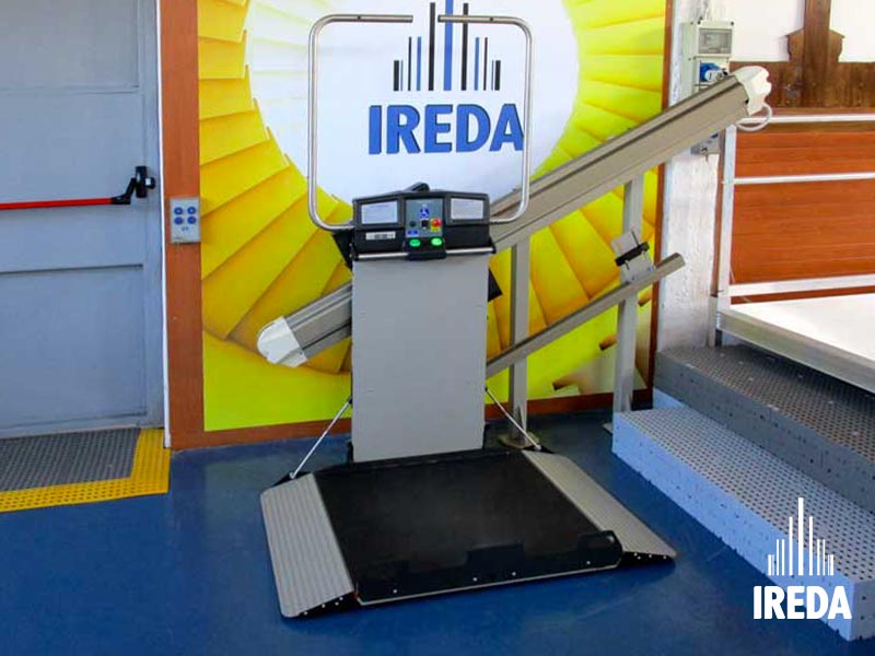 Show-room montascale disabili Milano: Montascale piattaforma