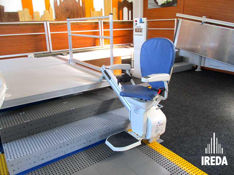 Show-room: montascale a poltrona per scale dritte IREDA Glide