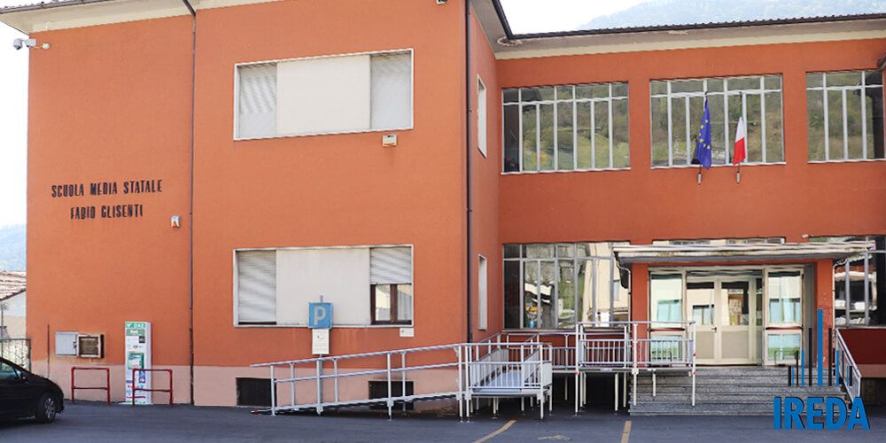 Rampa di Accesso per Disabili Installata alla Scuola Media di Vestone