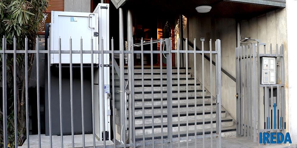 Piattaforma Elevatrice Disabili Milano: Installazione in Condominio