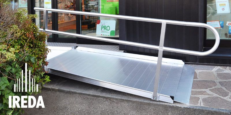 Rampe disabili farmacie Parabiago: progetto e installazione