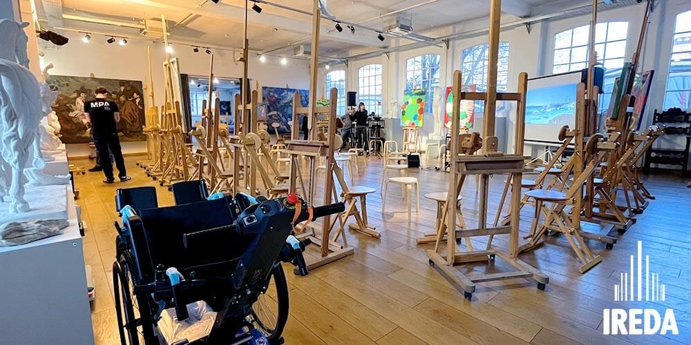 Noleggio Montascale Cingoli a Milano: Arte e Sport Contro le Barriere